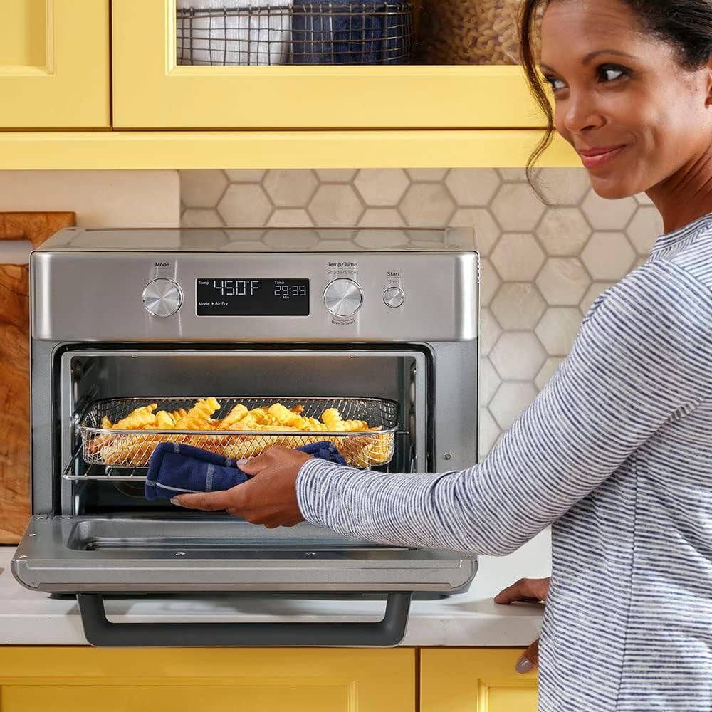 GE 1500-Watt Digital Air Fry 8-in-1 Toaster Oven with Convection and Removable Crumb Tray, Stainless Steel